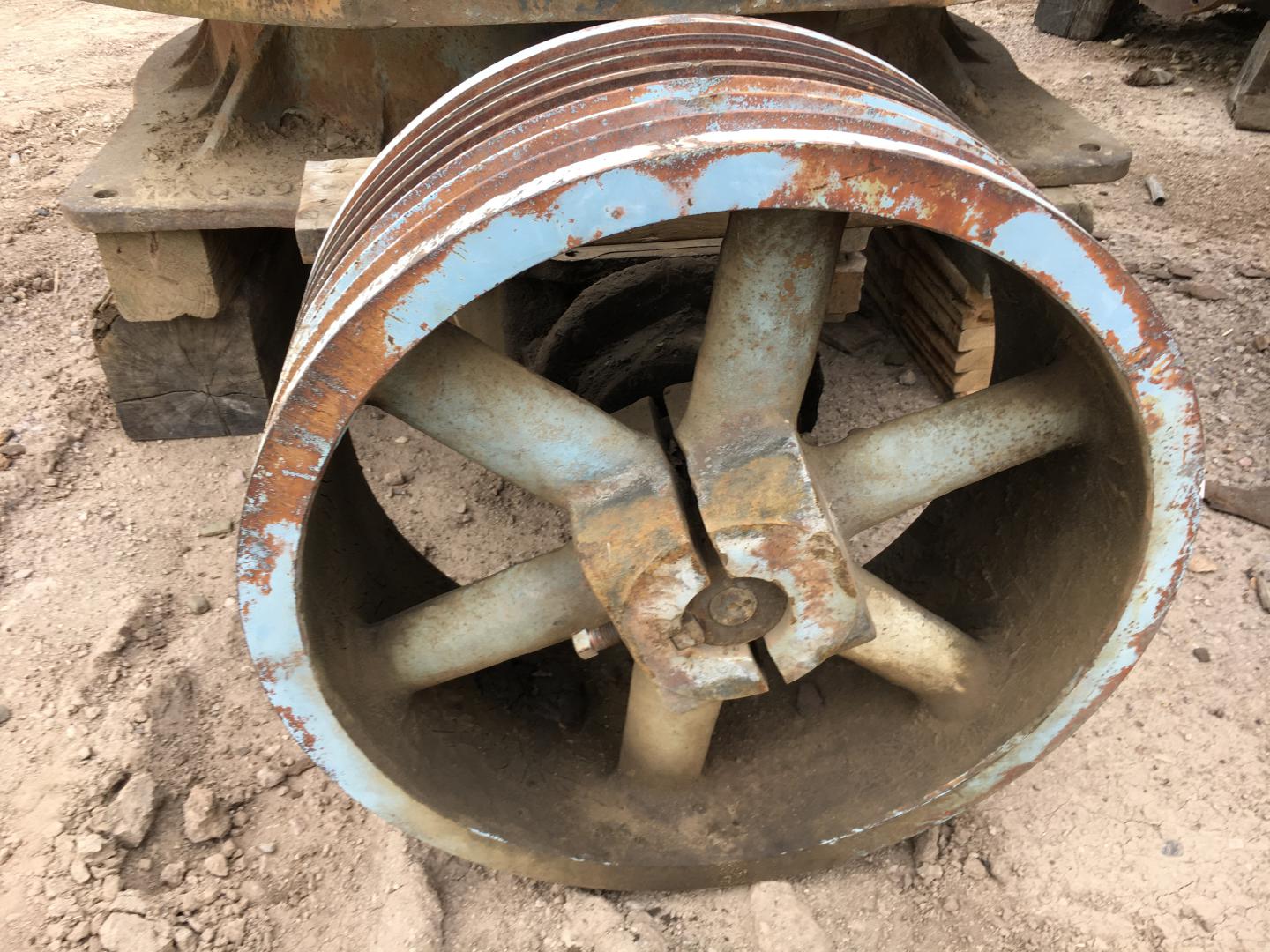 ./imagenes/INVOICE/2019/16311/QUEBRADORA DE CONO TELSMITH_36S (5).JPG